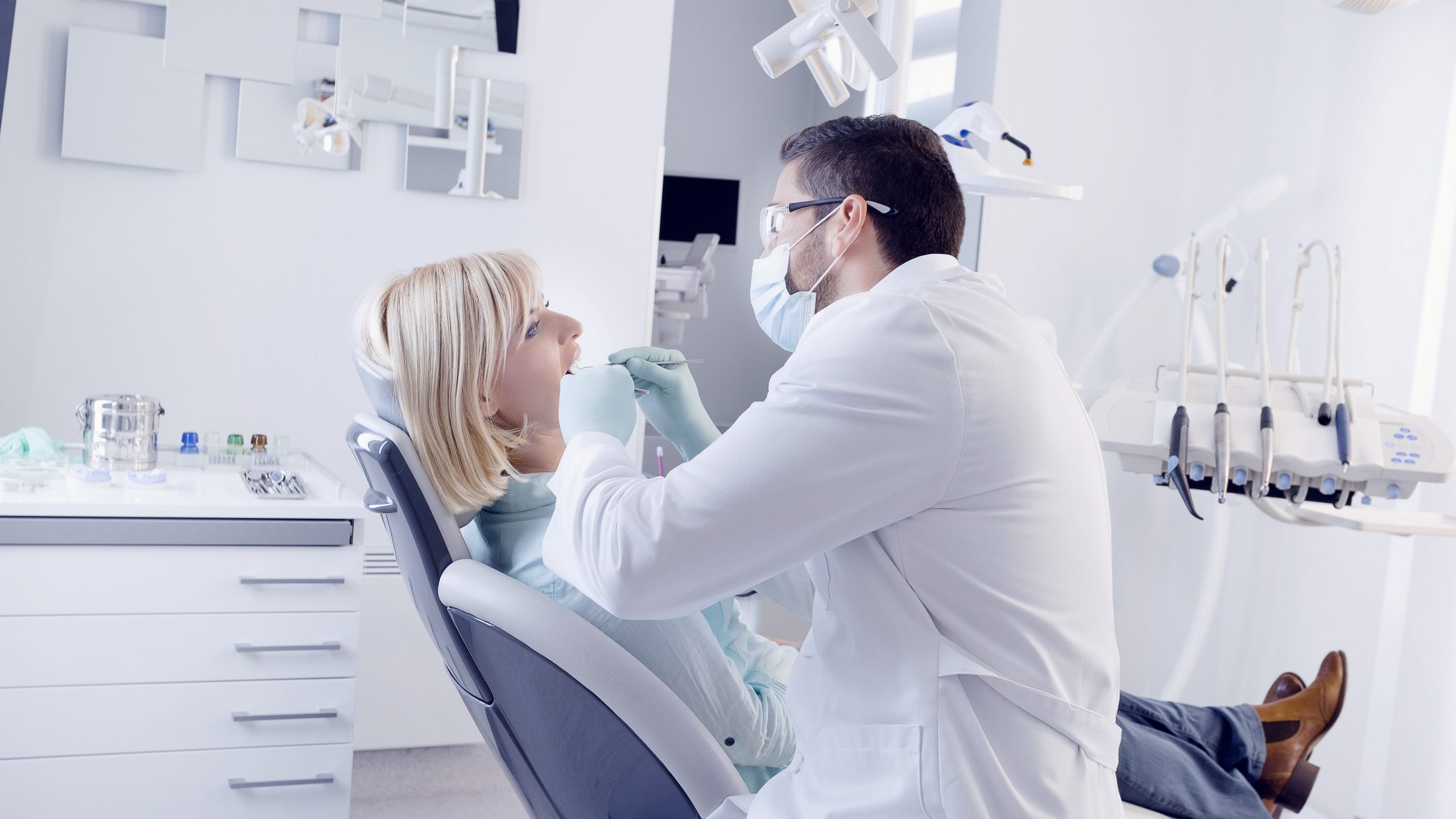 Dentist in Newark, TX
